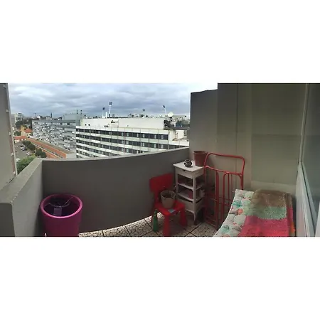 Mi Casa, Tu Casa